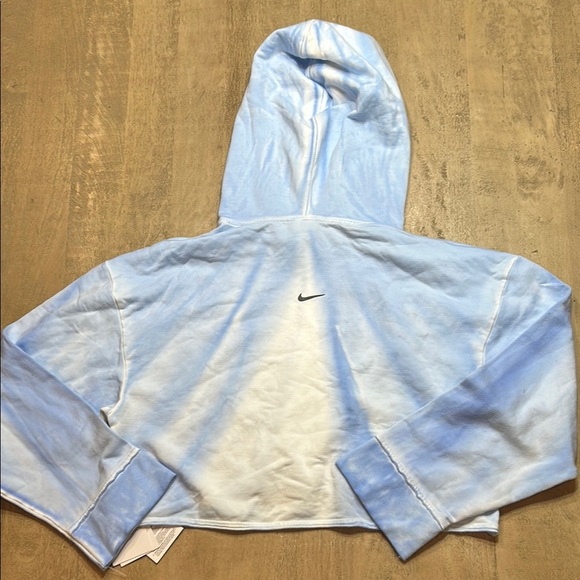 Nike Light Blue Tie-Dye Cropped Hoodie - Picture 6 of 7